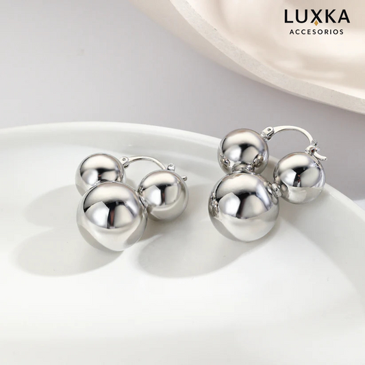 Aretes metálicos Salma en acero inoxidable – Largos 2.5 cm